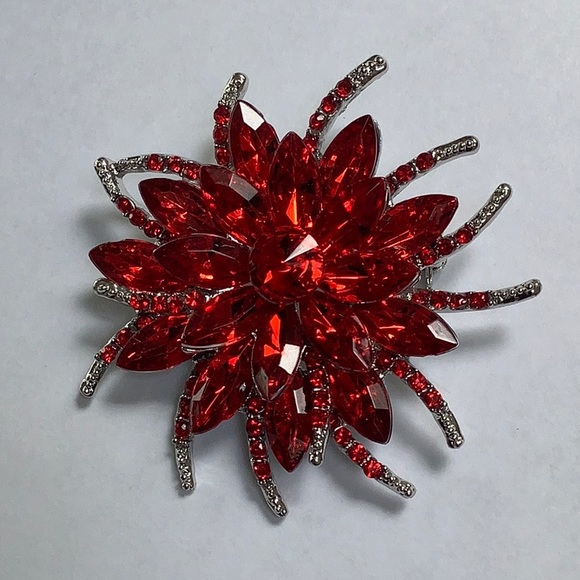 Large Red Rhinestone Flower Brooch - Picture 11 of 14